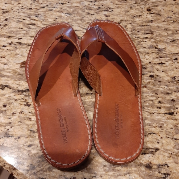 100% Authentic Dolce and Gabbana Sandals w/Box - Picture 2 of 7